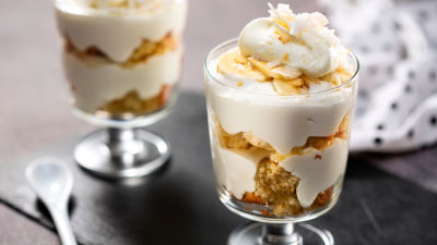 Sladica s kokosom in banano