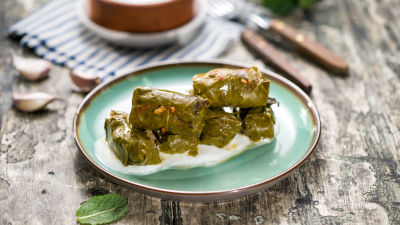 Jagnjetina v trtnih listih