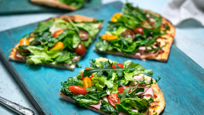 Pica z listnato zelenjavo