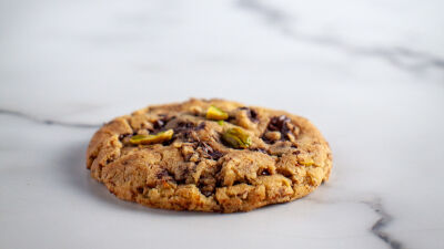 Piškoti s temno čokolado