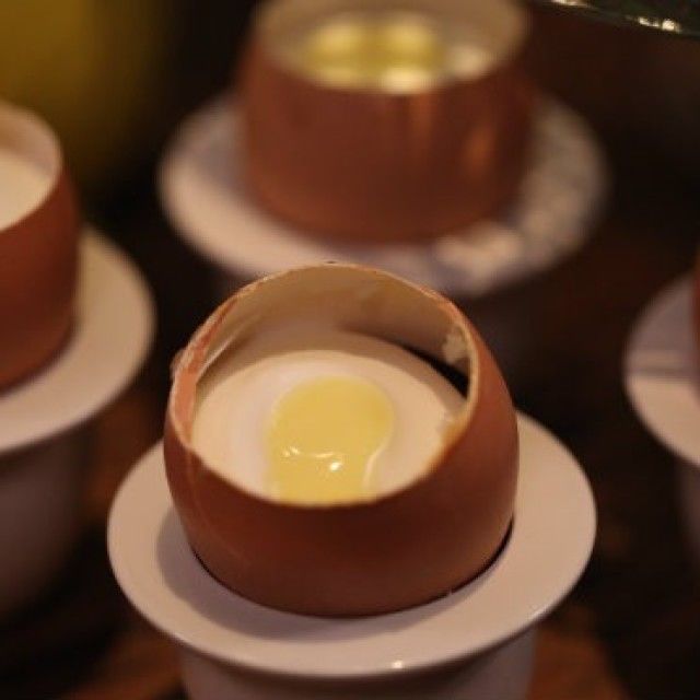 Bombon jajce
