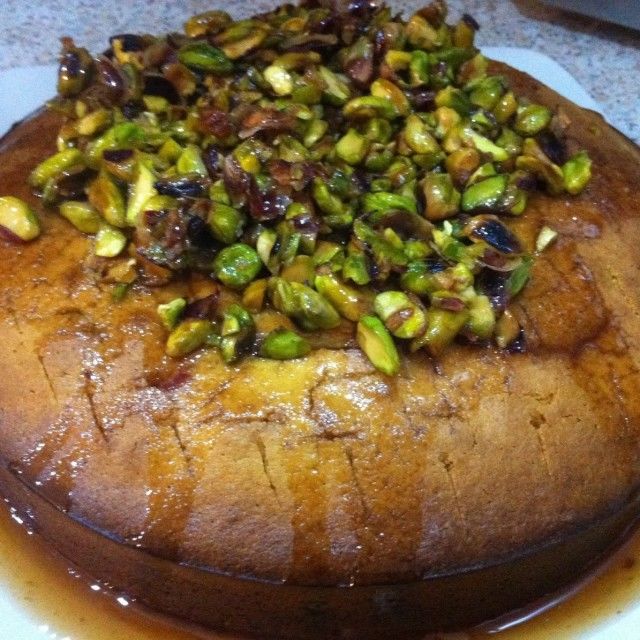 Grška torta z medom in pistacijami
