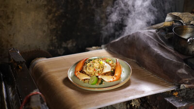 Червени нудли със задушен рак