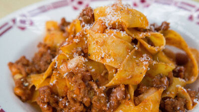 Спагети "Болонезе" с боб