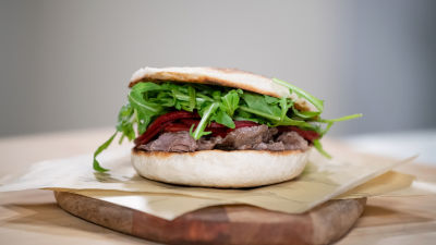 Bochechas de Porco em Bolo do Caco