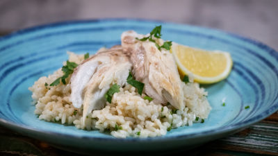 Robalo ao Sal com Arroz de Coentros