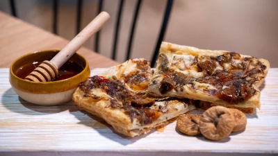 Tatin de Queijo Cabra, Figos e Mel