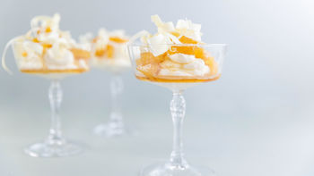 Тропичен десерт в чаши