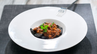 Ньоки от извара с брашно от спелта и сепия