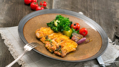 Пилешко под тухла