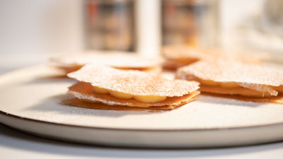 Милфьой с яйчен крем