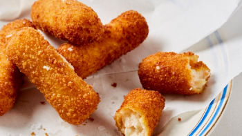 Пържени крокети с пушена пъстърва