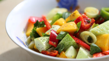 Салата от манго