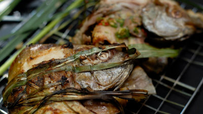 Тилапия на скара с лимонова трева