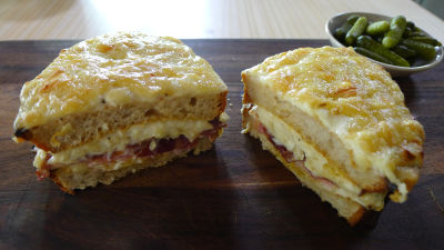 Сандвичи "Крок мосю"