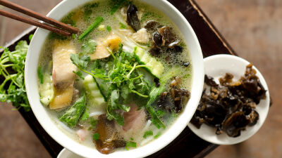 Crossing the bridge noodles