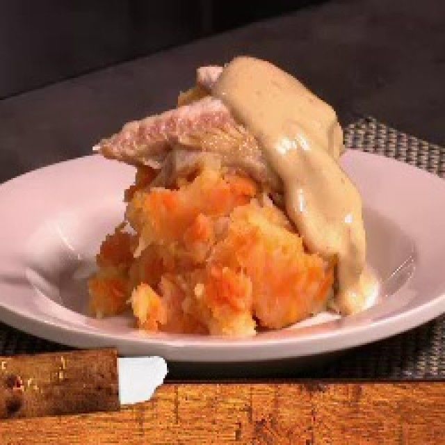Зеленчуково пюре с пушена скумрия и холандски сос