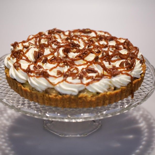 Пай с лакта и ябълки