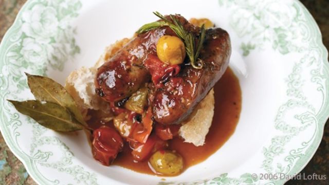 Печена наденица рагу