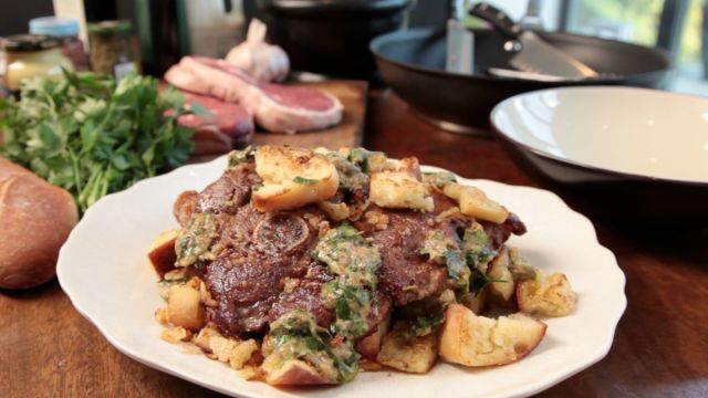 Агнешко с пържен хляб