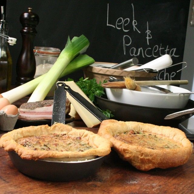 Киш с праз и панчета