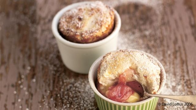 Суфле с ревен и яйчен крем