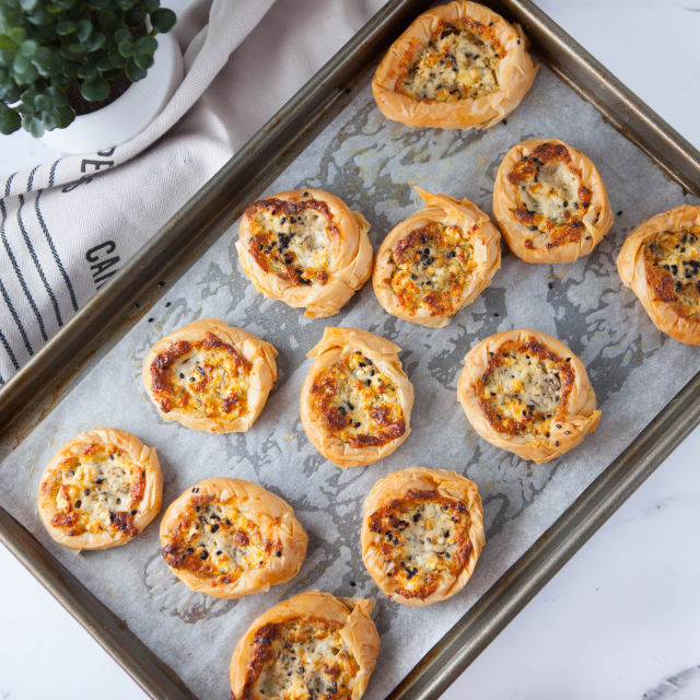 Лодки с фета и копър