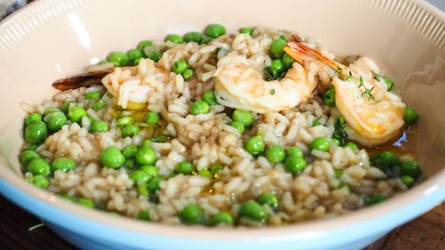 Ризото с пресен грах и скариди