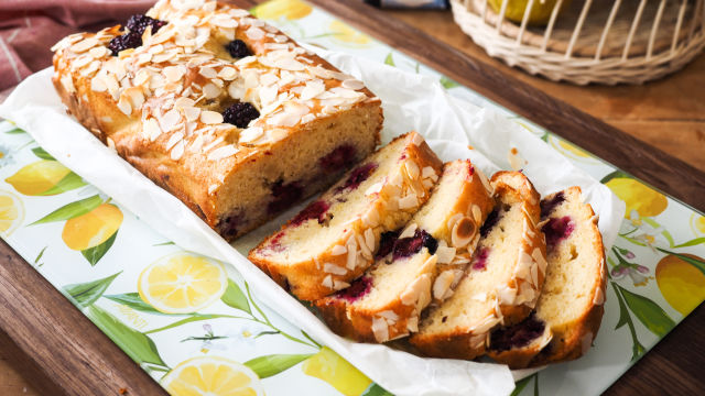 Кекс с боровинки и зехтин