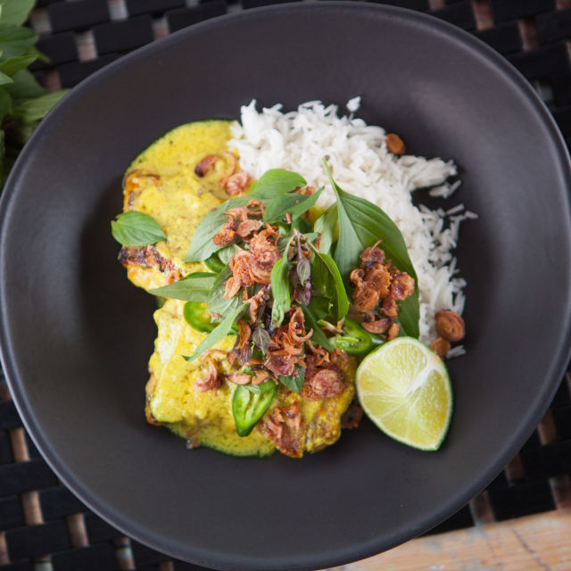 Пилешко къри с куркума