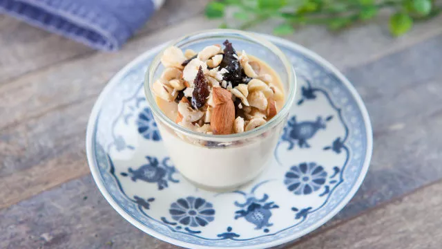 Желиран десерт със соево мляко