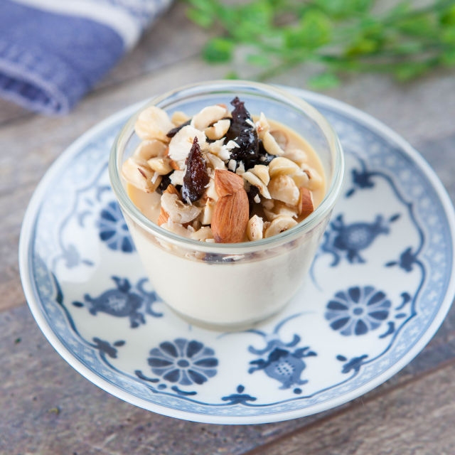 Желиран десерт със соево мляко