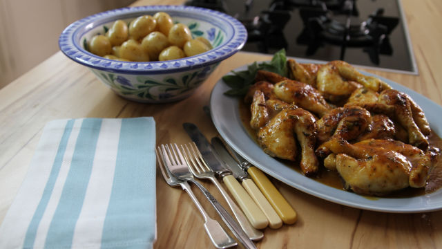 Печени френски пилета с портокал, салвия и джинджифил