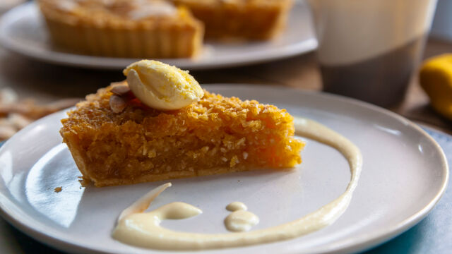 Тарт с джинджифил и кокос