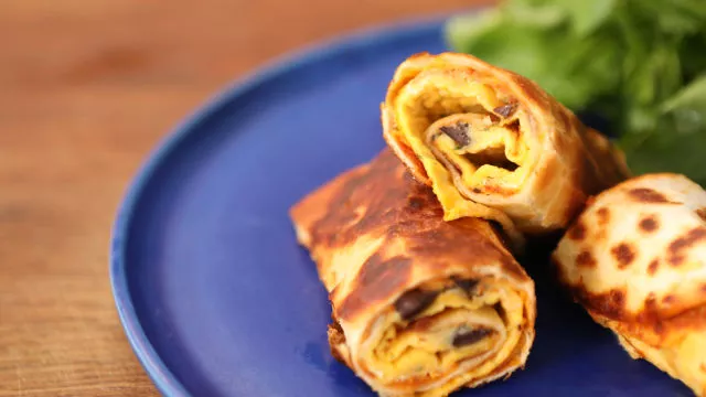 Яйчени рулца