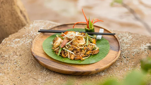 Пържени оризови нудли с морски дарове по малайзийски