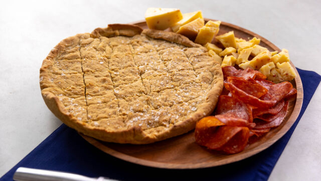 Pizza scima (плосък хляб в стил Абруцо)