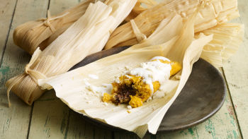 Tamalesi od batata I crnog graha