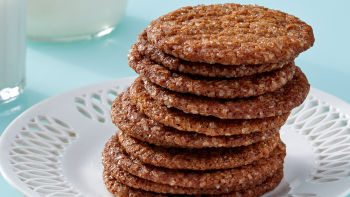 Melasa-đumbir čips