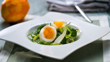 Salata od krastavaca i šparoga