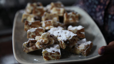 Rocky road s jabukom i bijelom čokoladom