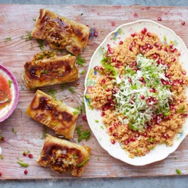 Pite od rakova sa šalšom od rajčica i salatom