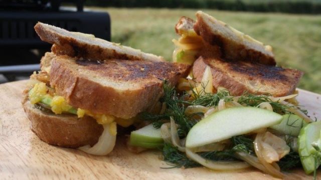 Kornvalski prženi sendviči sa sirom