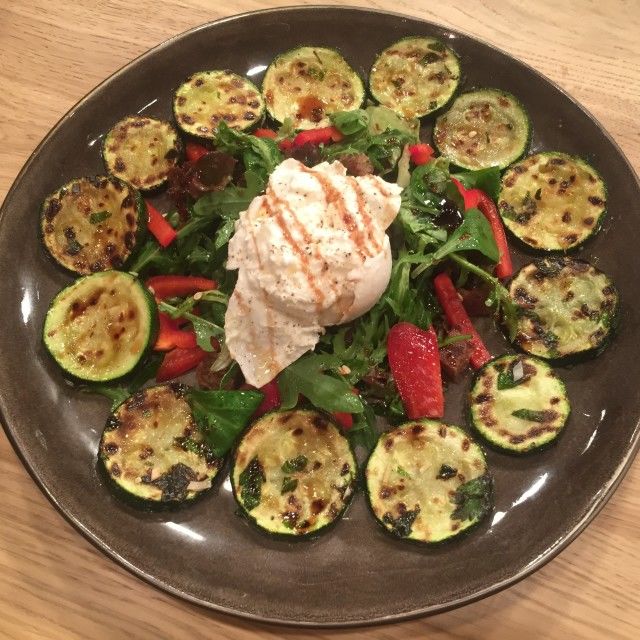 Pržene tikvice sa sirom burrata