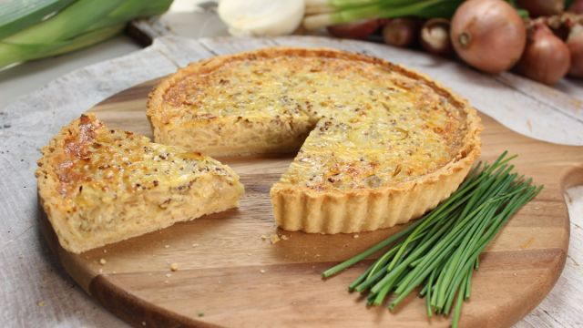 Pita od ljutike, luka i vlasca