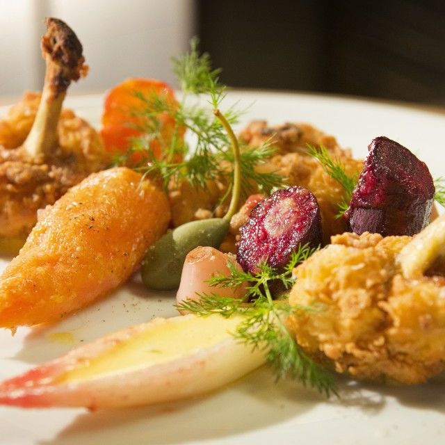 Prženo pile i započeno povrće