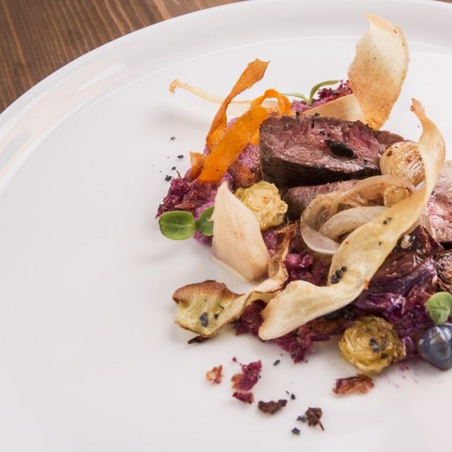 Teletina s crvenim kupusom