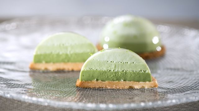 Tortice od matcha pjene i kokosa