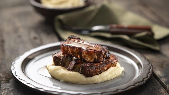 Svinjska rebra s pireom od pastrnjaka