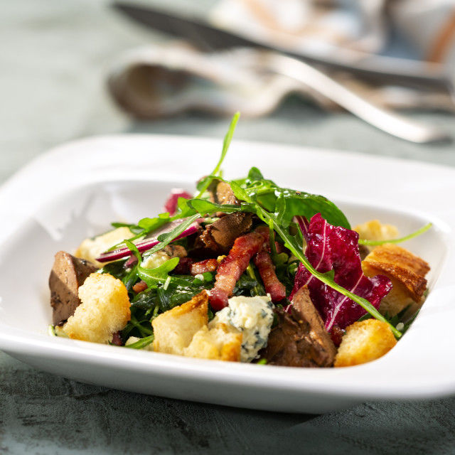 Salata od pilećih jetrica